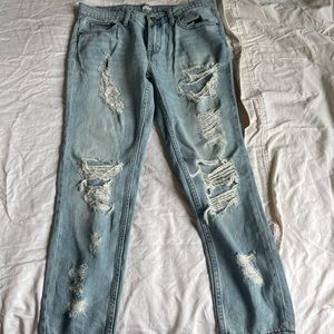 BDG Slim Boyfriend Fit Jeans